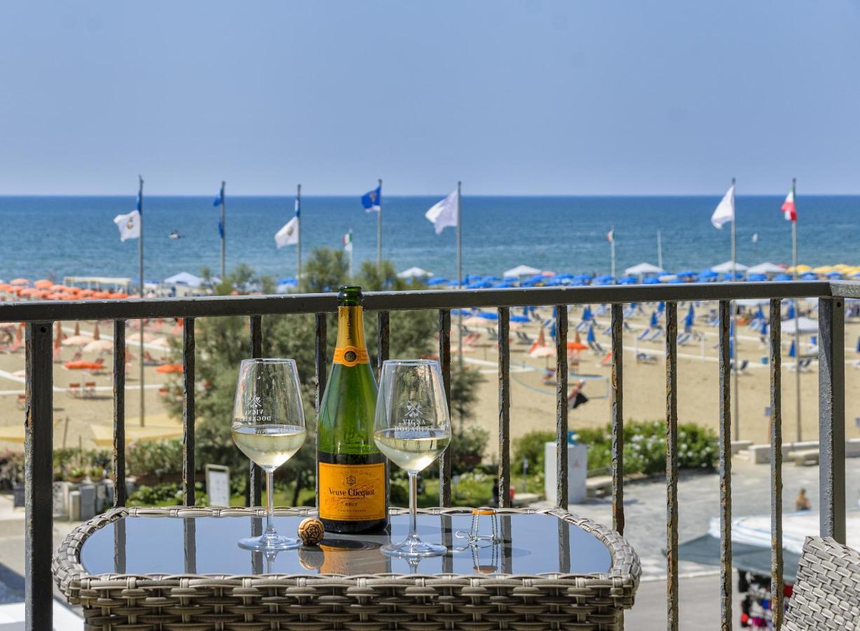 Hotel La Pace Βιαρέτζιο Εξωτερικό φωτογραφία