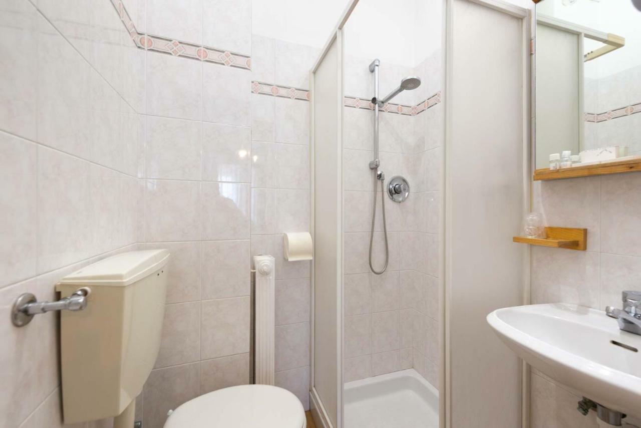 Hotel La Pace Βιαρέτζιο Εξωτερικό φωτογραφία